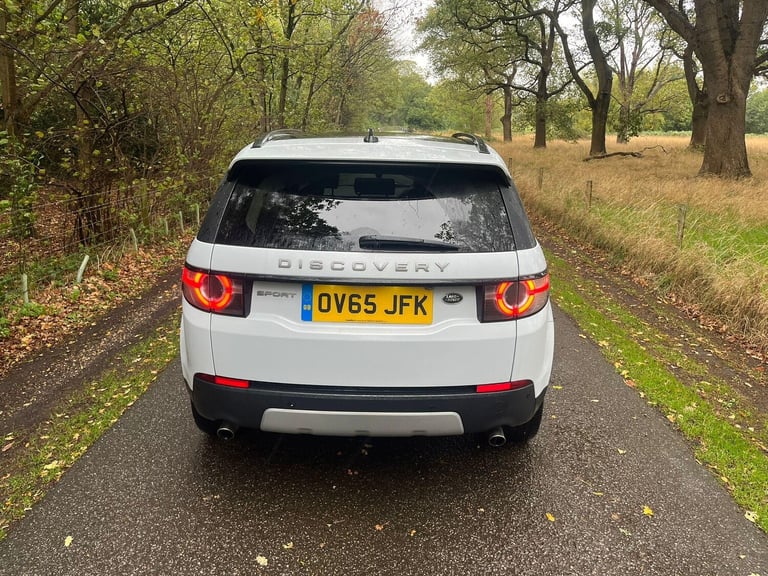 2015 Land Rover Discovery Sport 2.0 TD4 HSE Auto 4WD Euro 6 (s/s) 5dr ESTATE Diesel Automatic