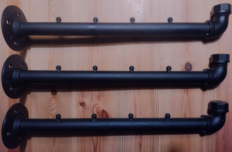 image for Industrial pipe clothes hanging rails (3x)