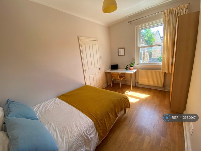 3 bedroom house in Old Oak Lane, London, NW10 (3 bed) (#2580917)
