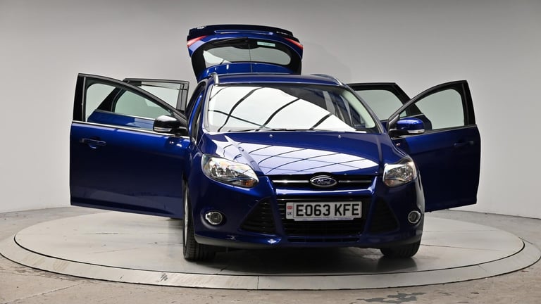 2013 Ford Focus 1.6 Titanium Navigator Powershift Euro 5 5dr ESTATE Petrol Automatic