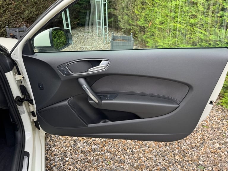 2011 Audi A1 1.4 TFSI Sport 3dr S Tronic HATCHBACK PETROL Automatic