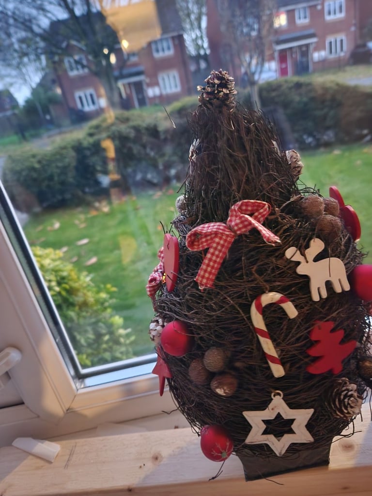 image for Small table tree