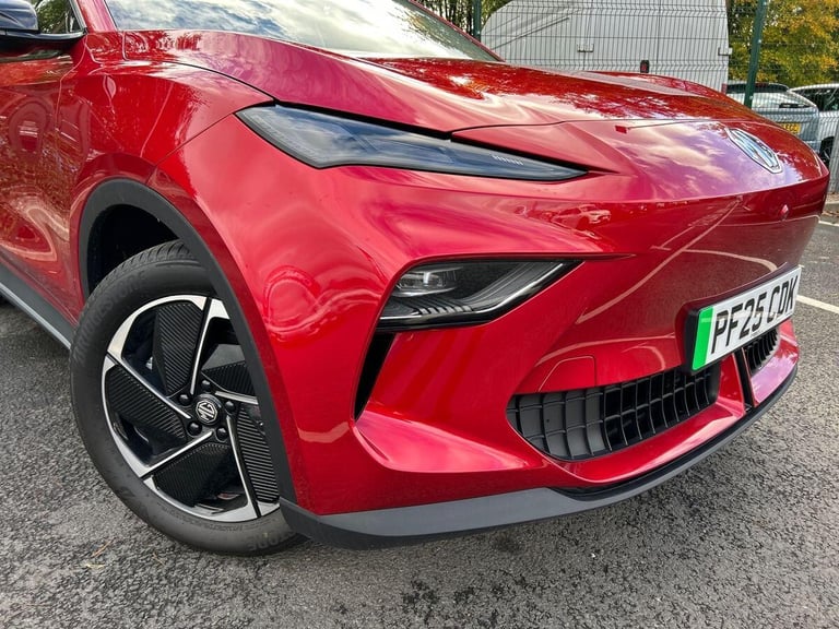 2025 MG MG S5 64kWh Trophy Long Range SUV 5dr Electric Auto (231 ps) SUV ELECTRIC Automatic