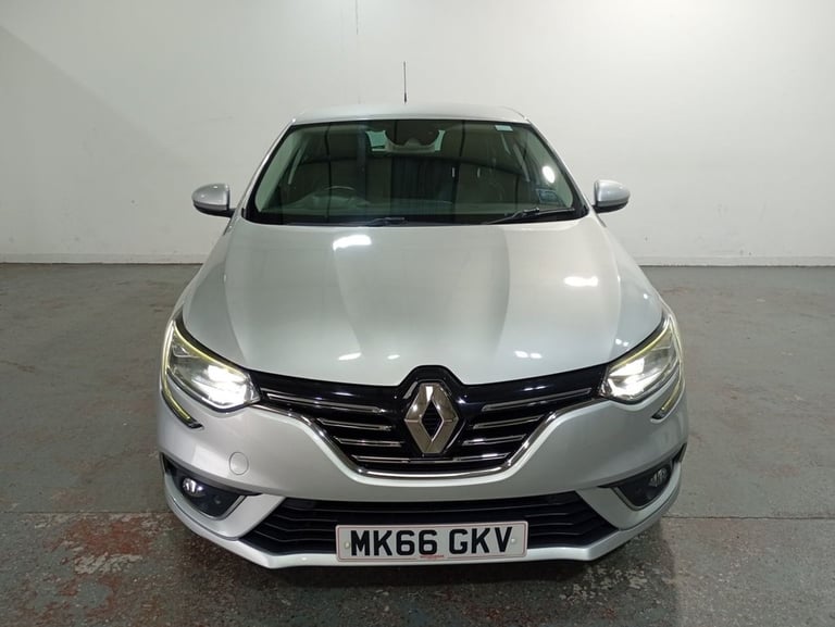 2016 Renault Megane 1.6 dCi Signature Nav Hatchback 5dr Diesel Manual Euro 6 (s/s) (130 ps) Hatch...