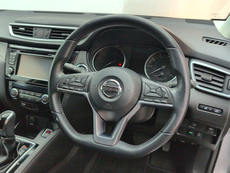 2017 Nissan Qashqai 1.2 DIG-T N-Connecta SUV 5dr Petrol XTRON Euro 6 (s/s) (115 ps) HILL START HA...