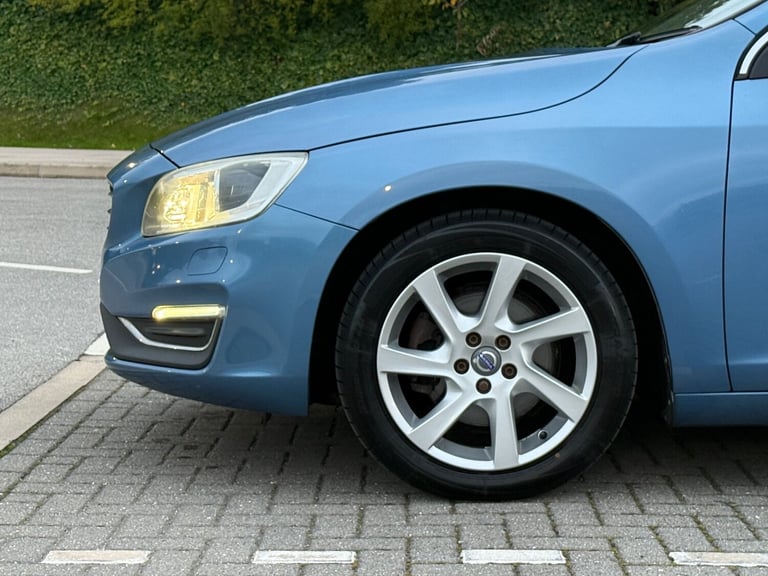 2015 Volvo S60 D2 [115] SE Lux Nav 4dr Powershift SALOON Diesel Automatic