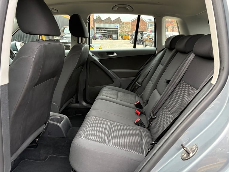 2010 Volkswagen Tiguan 2.0 TDi S 5dr ESTATE Diesel Manual