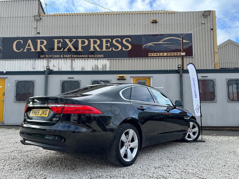 2015 Jaguar XF 2.0d Portfolio Auto Euro 6 (s/s) 4dr SALOON Diesel Automatic