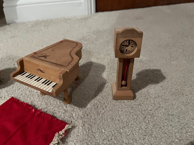 Wooden Dolls House furniture