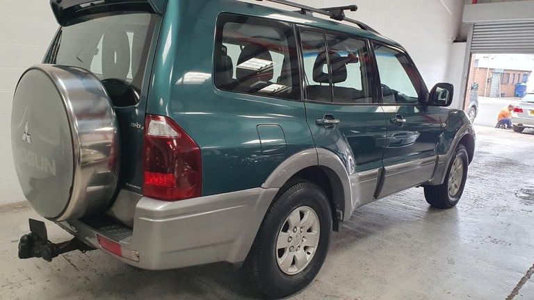 MITSUBISHI SHOGUN 3.2DI-D AUTO ELEGANCE *27,000 MILES* 7 SEATER* WOW 27K