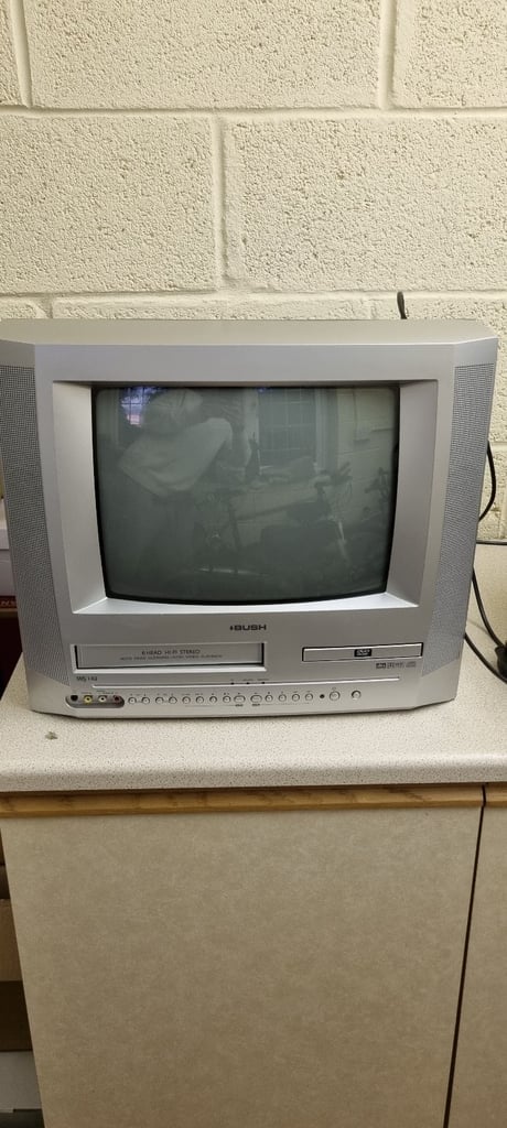 Crt tv video dvd combi retro gaming