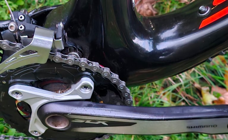 SCOTT GENIUS CARBON💥 FOX FRONT/BACK SUSPENSIONS USED 2-3 TIMES SIZE MEDIUM £650  