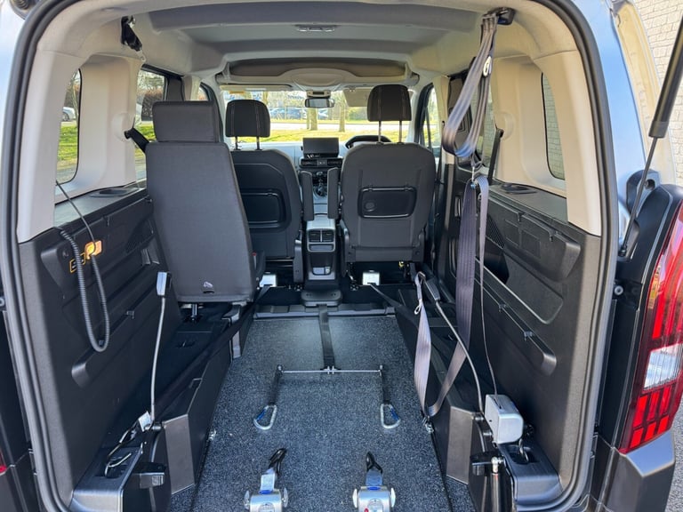 1.5 BlueHDi Peugeot Rifter Horizon Wheelchair Accessible Vehicle, WAV 