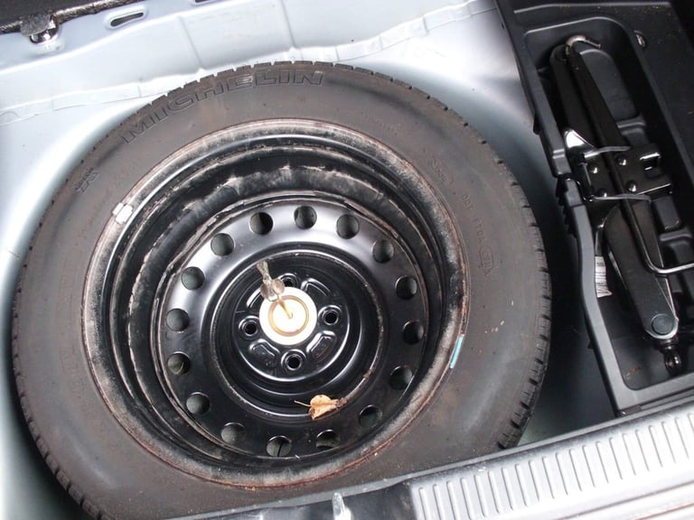 2004 Toyota Corolla 1.4 D-4D T3 3dr HATCHBACK Diesel Manual