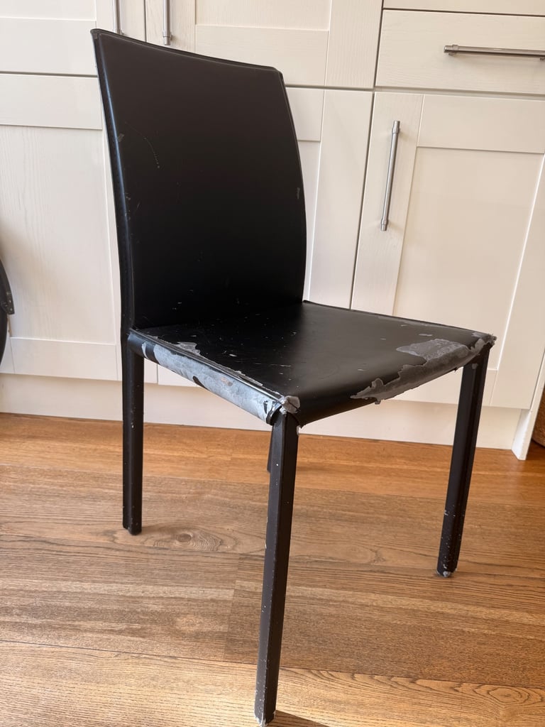 FREE kitchen chairs, very worn off, BoConcept