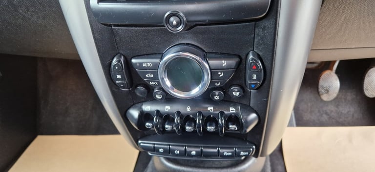 2012 MINI Countryman 1.6 One 5dr HATCHBACK Petrol Manual