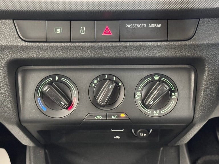 2019 Skoda Fabia 1.0 COLOUR EDITION FIVE DOOR 60 BHP + PARKING SENSORS Hatchback Petrol Manual