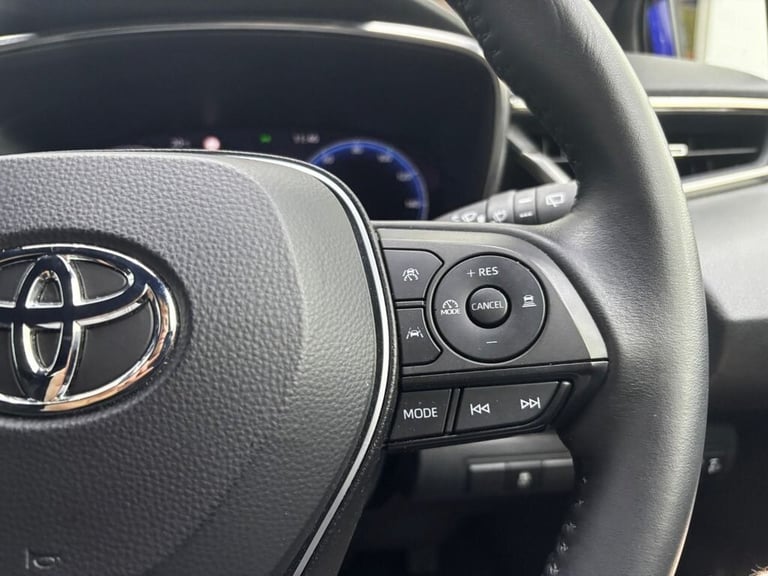 2023 Toyota Corolla 1.8 VVT-h Icon Hatchback 5dr Petrol Hybrid CVT Euro 6 (s/s) (140 ps) Hatchbac...