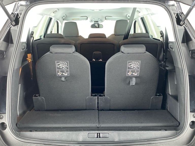 2020 Peugeot 5008 1.2 PureTech Active 5dr Crossover/SUV PETROL Manual