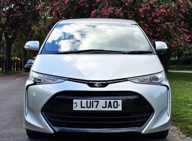 2017 Toyota Estima (8 Seater) 2.4 Automatic PETROL 78000 Miles. Aeras 8 Seats. ULEZ Free PX OK MP...