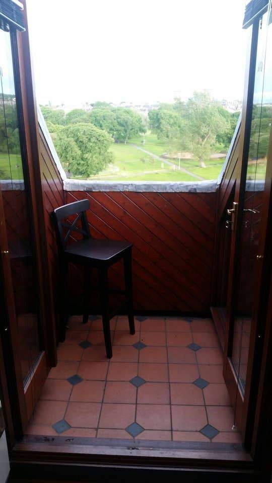 LOVELY TWO BEDROOM, TWO BATHROOM FLAT IN LEITH LINKS