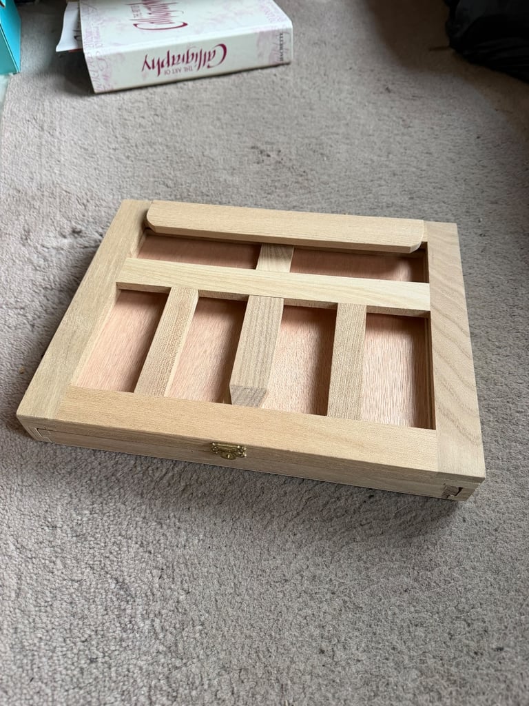 image for Small art easel