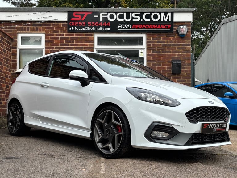 2018 Ford Fiesta 1.5T EcoBoost ST-2 Hatchback. LOW MILES  FULL SERVICE HISTORY 