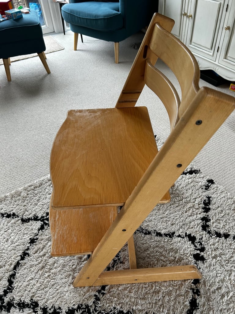 Tripp Trapp Highchair + baby seat