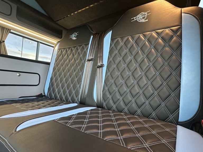 2019 S FORD TRANSIT CUSTOM 2.0 300 ECOBLUE LIMITED PANEL VAN 5DR DIESEL MANUAL L