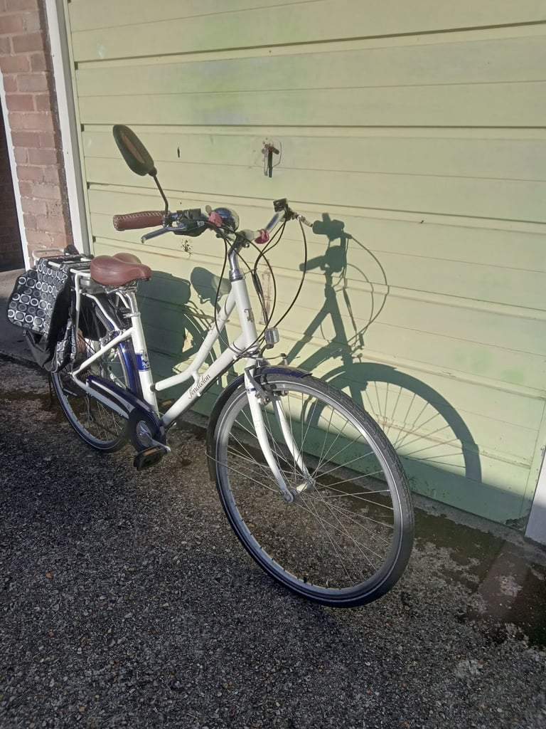 Pendelton electric ladies city bike 