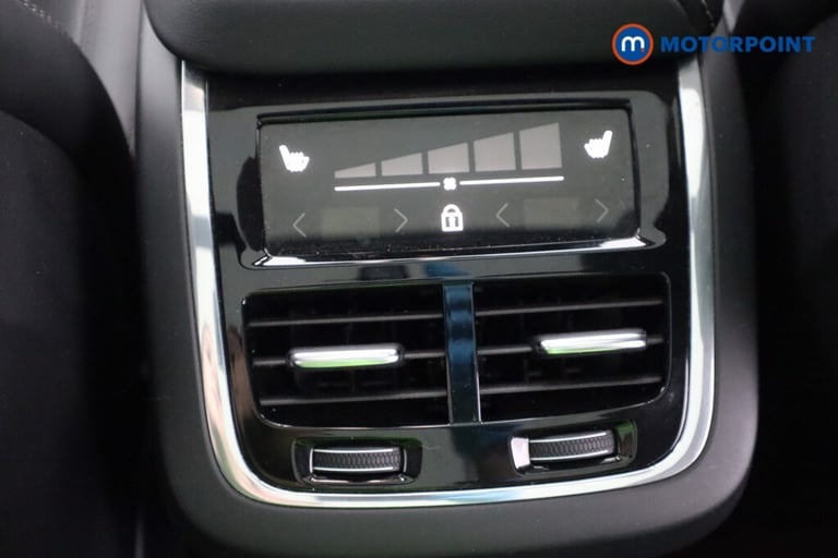 2023 Volvo XC60 2.0 B5P Ultimate Dark 5dr AWD Geartronic SUV Petrol Automatic