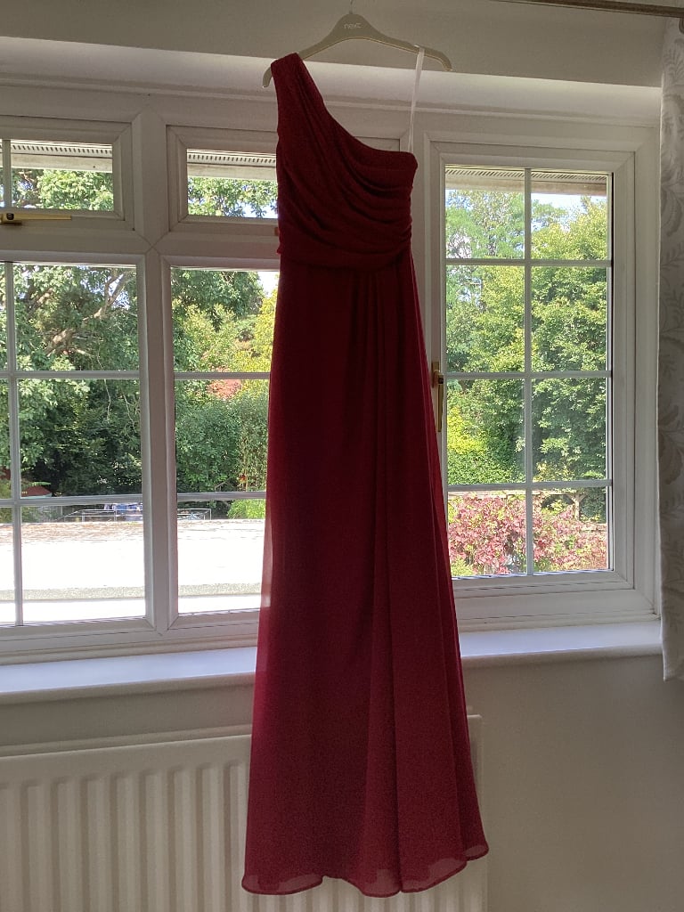 Infinite red bridesmaid/prom dress size 4