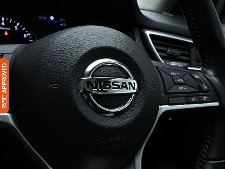 2019 Nissan Qashqai 1.3 DiG-T Tekna 5dr HATCHBACK PETROL Manual