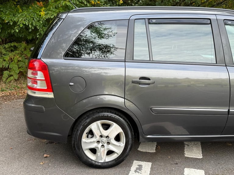 2012 Vauxhall Zafira 1.6i [115] Exclusiv 5dr MPV Petrol Manual