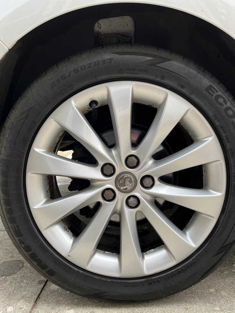 Vauxhall, ASTRA, Hatchback, 2012, Manual, 1598 (cc), 5 doors