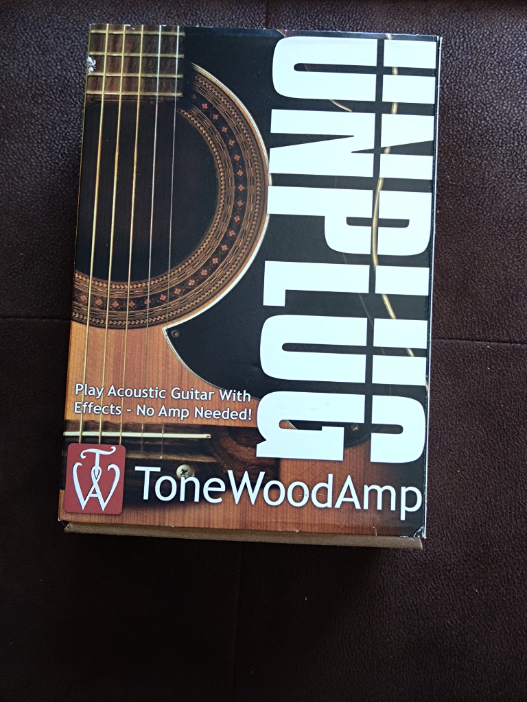 ToneWoodAmp effects device for electro-acoustic guitars