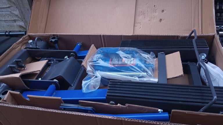 Motorcycle lift ,stands socket set 