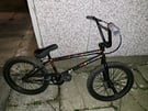 KUSH 1 BMX BOYS GIRLS AGAN ONLY BEEN USED INDOORS