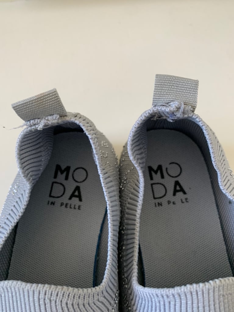 Moda In Pelle ladies grey fashion pumps