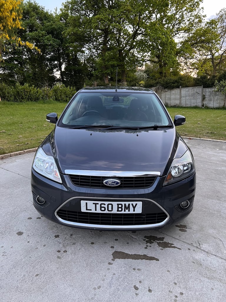 2010 Ford Focus 1.6 Titanium 5dr HATCHBACK Petrol Manual
