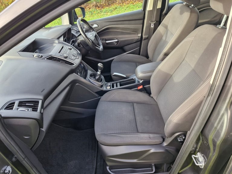 2016 Ford Grand C-MAX 1.5 TDCi Zetec MPV 5dr Diesel Manual Euro 6 (s/s) (120 ps)