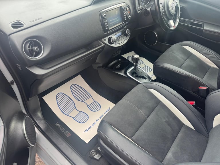 2019 Toyota Yaris 1.5 VVT-h GR SPORT E-CVT Euro 6 (s/s) 5dr HATCHBACK Petrol/Electric Hybrid Auto...