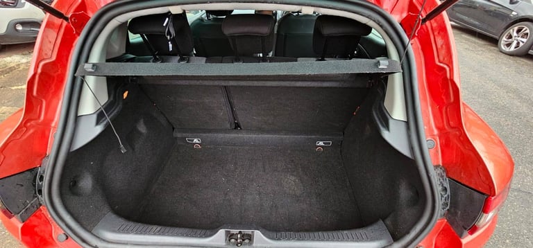 Renault, CLIO, Hatchback, 2014, Manual, 898 (cc), 5 doors