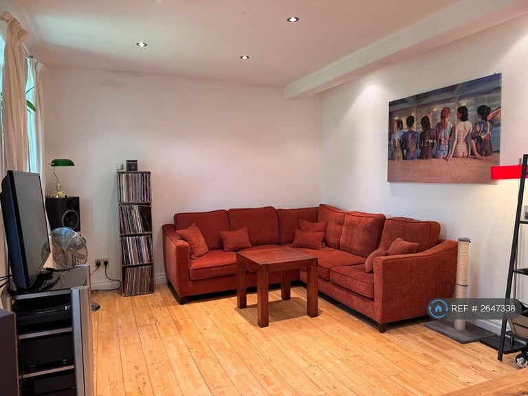 1 bedroom flat in Uk, Manchester, M14 (1 bed) (#2647338)