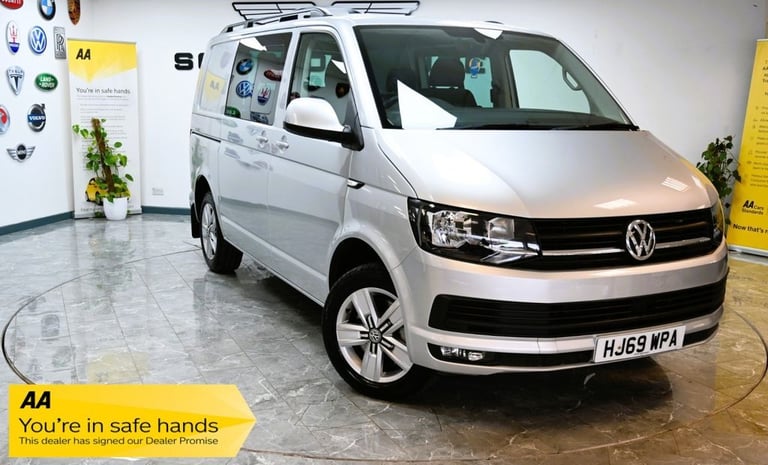 image for 2019 Volkswagen Transporter 2.0 TDI BMT 150 Highline Kombi Van DSG WINDOW VAN DIESEL Automatic