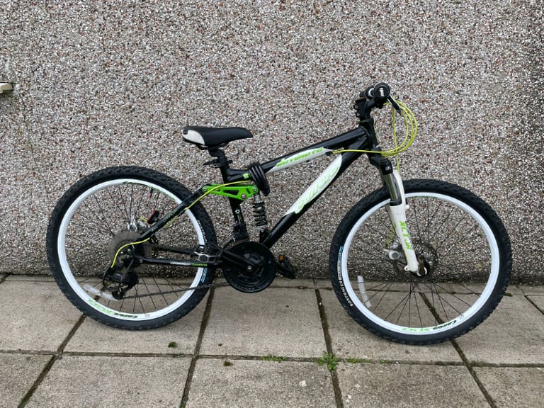 Carrera detonate bike best sale