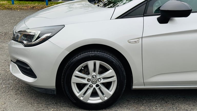 2022 Vauxhall Astra 1.2 Turbo Business Edition Nav Sports Tourer 5dr Petrol