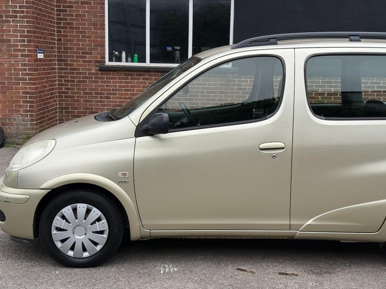 2005 Toyota Yaris Verso 1.3 VVT-i T3 5dr MPV Petrol Automatic