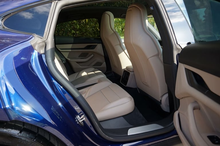 2021 Porsche Taycan 4S ** STUNNING COLOUR COMBINATION ** Saloon Electric Automatic