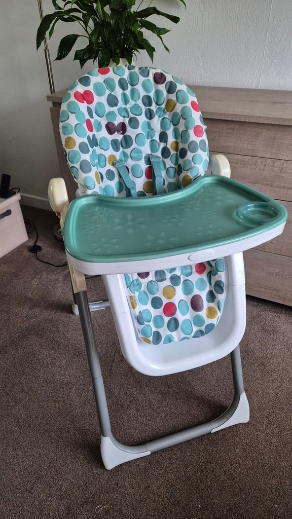 High chair 